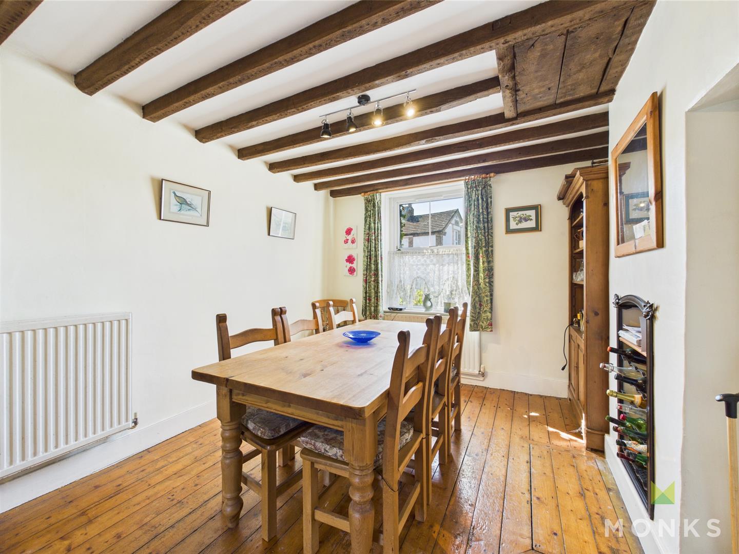 Ivy House Station Road, Oswestry, SY11 4BT For Sale